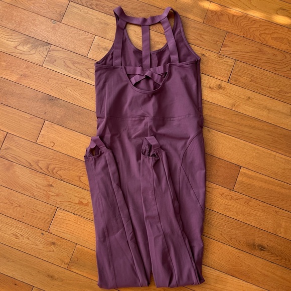 Harmony jumpsuit onesie plum crisscross back size M - Picture 8 of 15